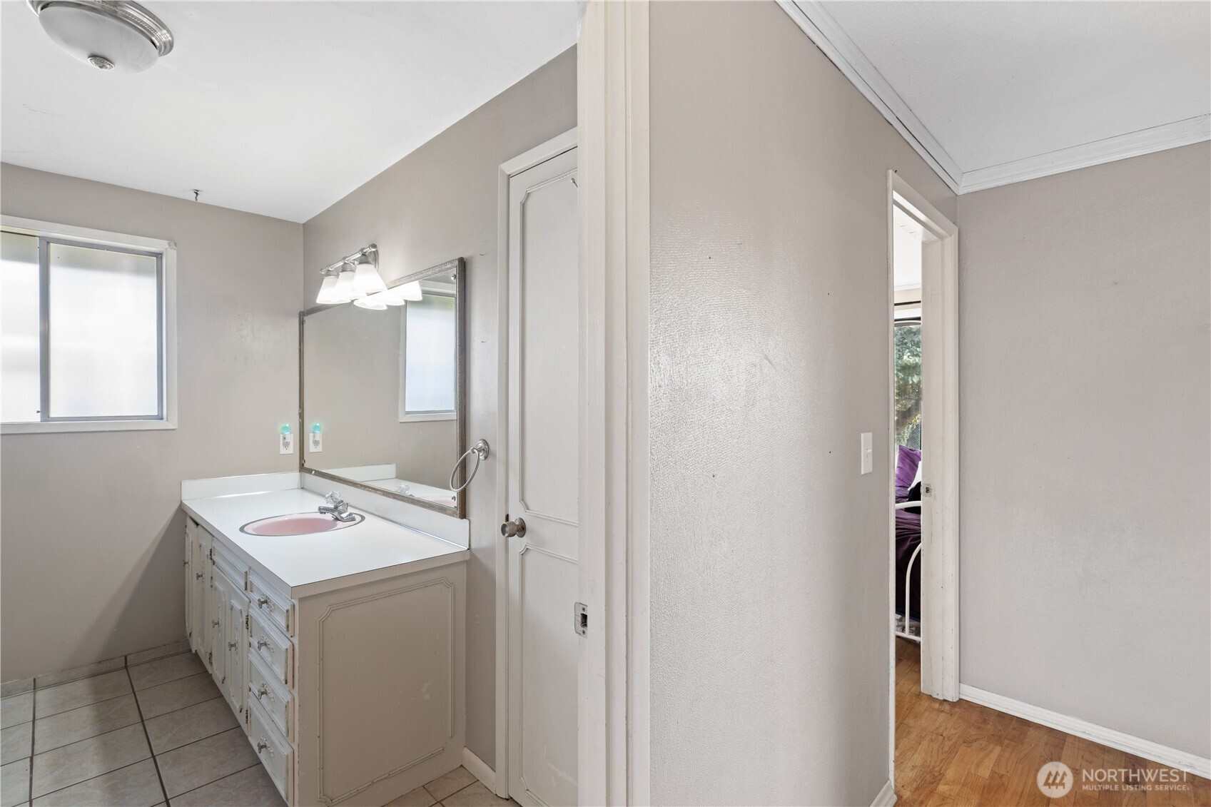1717 E Street Lynden WA 98264