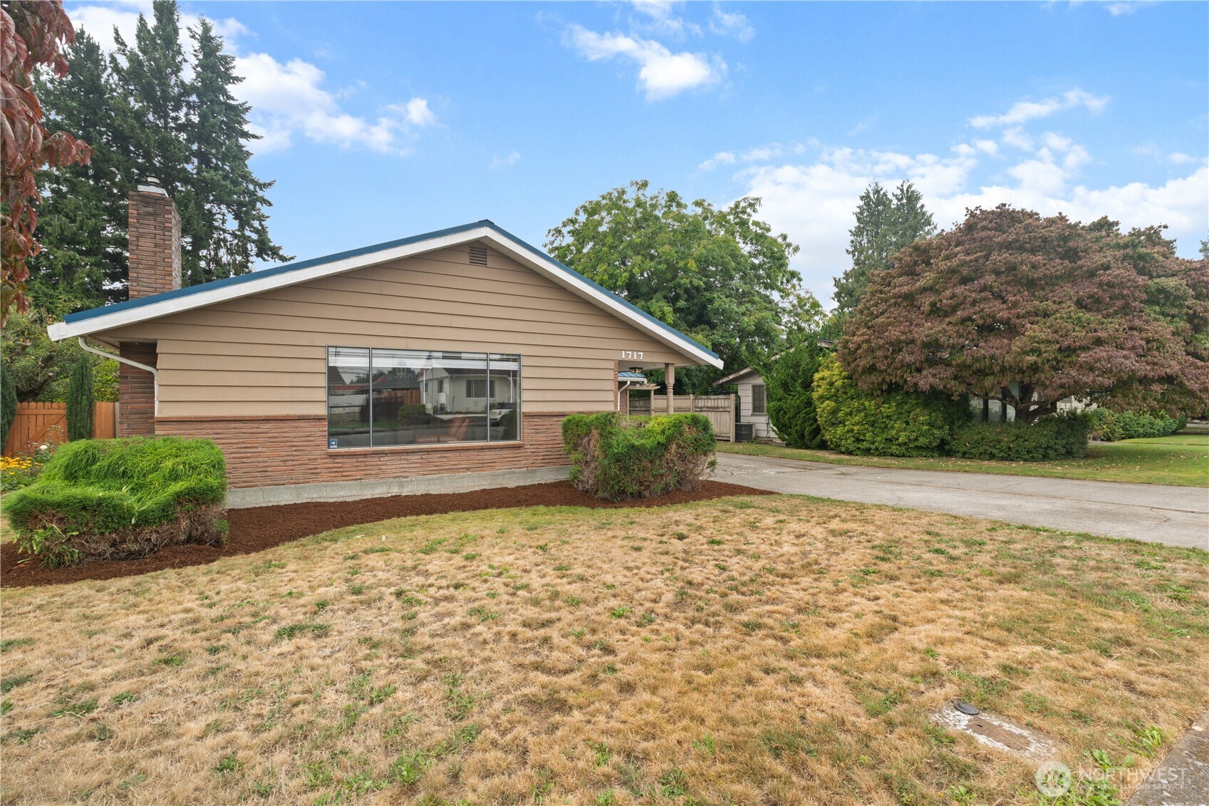 1717 E Street Lynden WA 98264