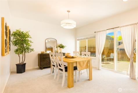 2055 Larchmount Drive NE Issaquah WA 98029