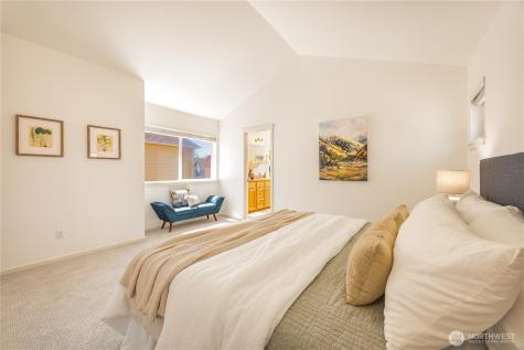 2055 Larchmount Drive NE Issaquah WA 98029