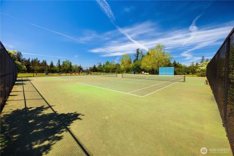 2055 Larchmount Drive NE Issaquah WA 98029