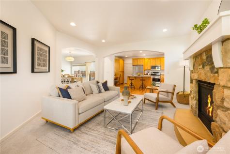 2055 Larchmount Drive NE Issaquah WA 98029