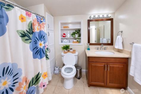 7417 NE 170th Street Kenmore WA 98028