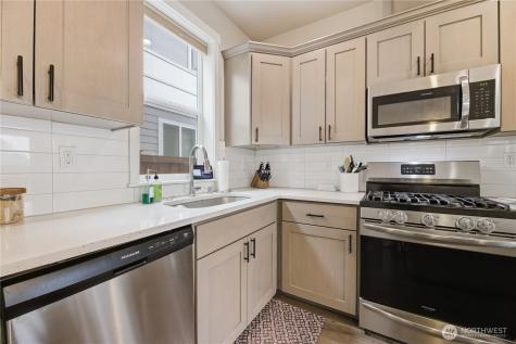 13255 178th Avenue Ct E Bonney Lake WA 98391