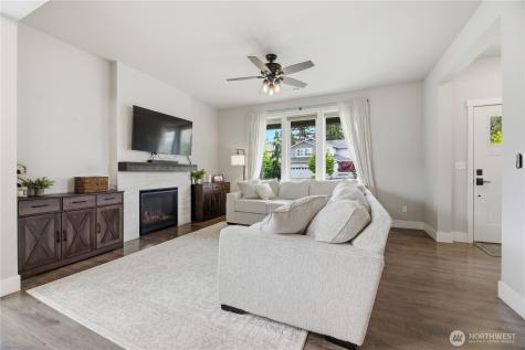 13255 178th Avenue Ct E Bonney Lake WA 98391