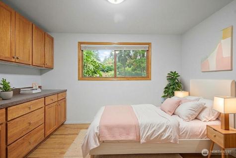 18415 60th Place NE Kenmore WA 98028