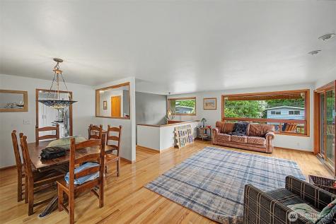 18415 60th Place NE Kenmore WA 98028