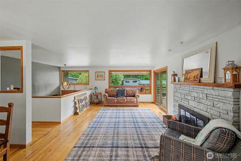 18415 60th Place NE Kenmore WA 98028