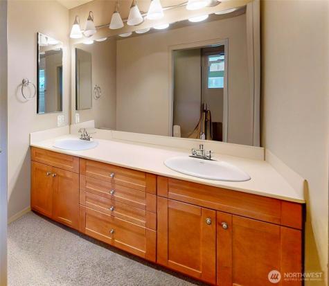 18415 60th Place NE Kenmore WA 98028