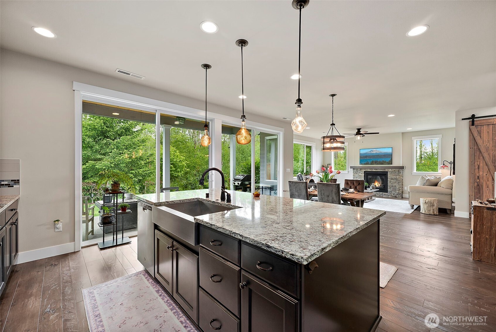 18581 Alpita Court NE Poulsbo WA 98370