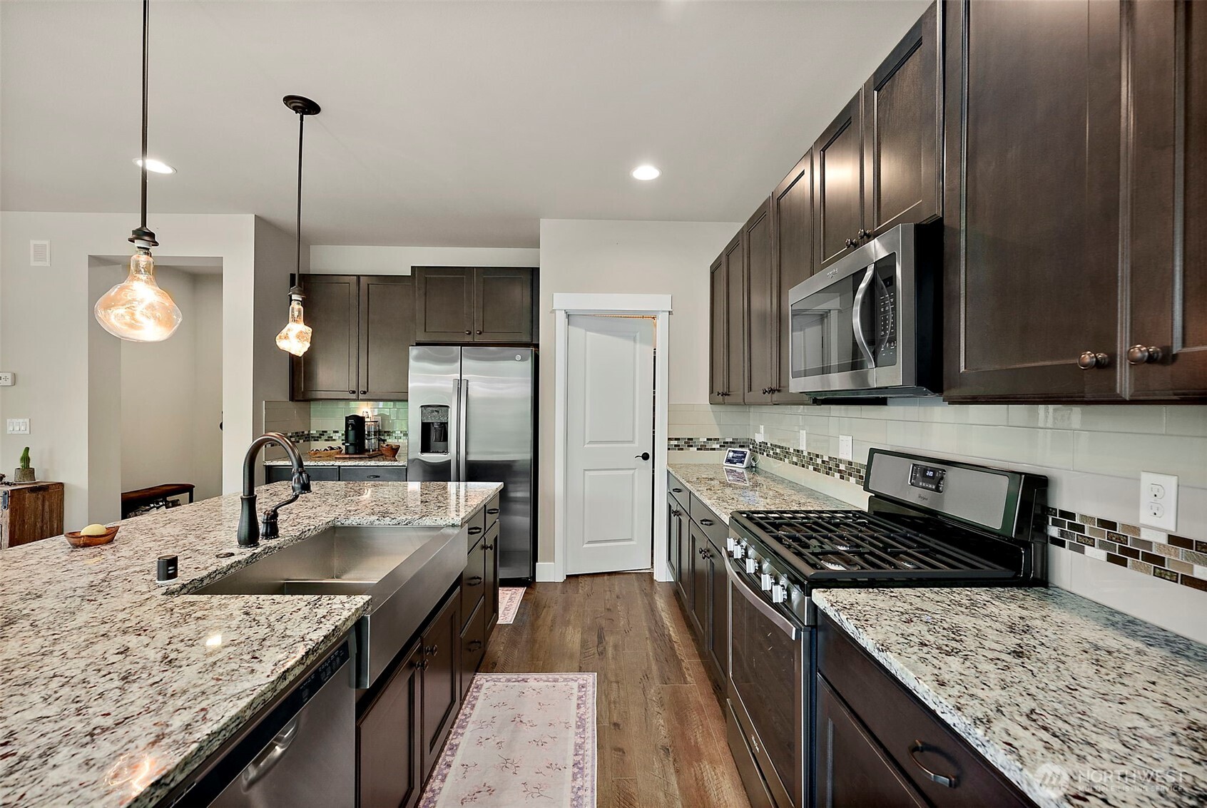 18581 Alpita Court NE Poulsbo WA 98370