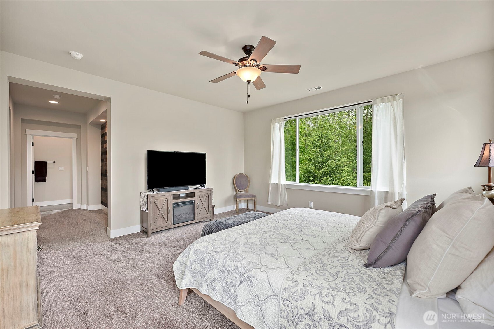 18581 Alpita Court NE Poulsbo WA 98370