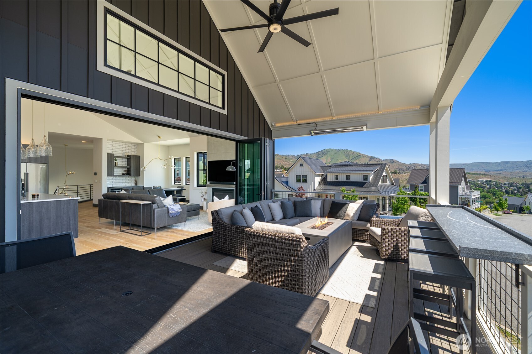 391 Porcupine Lane Chelan WA 98816