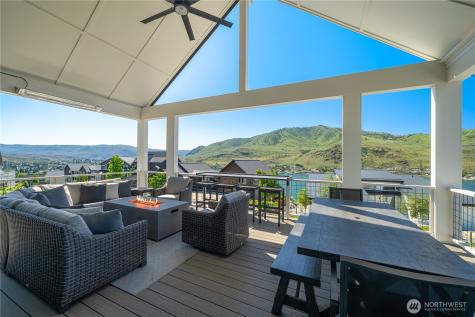 391 Porcupine Lane Chelan WA 98816