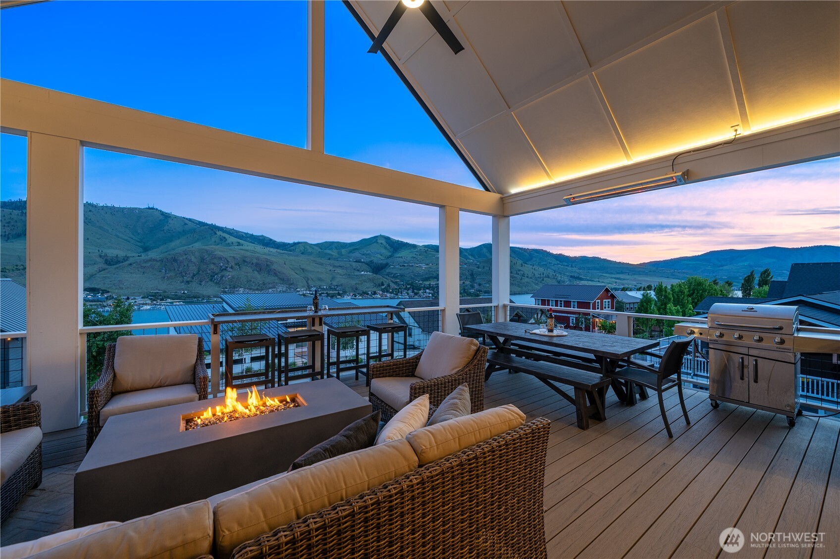 391 Porcupine Lane Chelan WA 98816