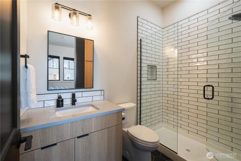 391 Porcupine Lane Chelan WA 98816
