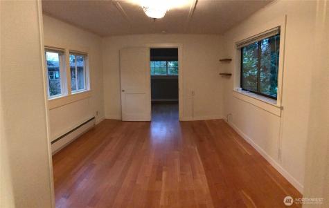 9380 Ferncliff Avenue NE Bainbridge Island WA 98110