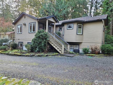 9380 Ferncliff Avenue NE Bainbridge Island WA 98110