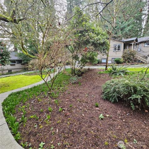9380 Ferncliff Avenue NE Bainbridge Island WA 98110