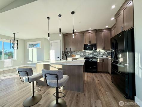 996 Alida Court SE Ocean Shores WA 98569