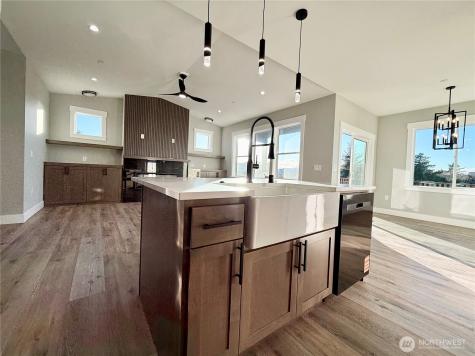 996 Alida Court SE Ocean Shores WA 98569