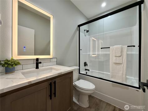 996 Alida Court SE Ocean Shores WA 98569