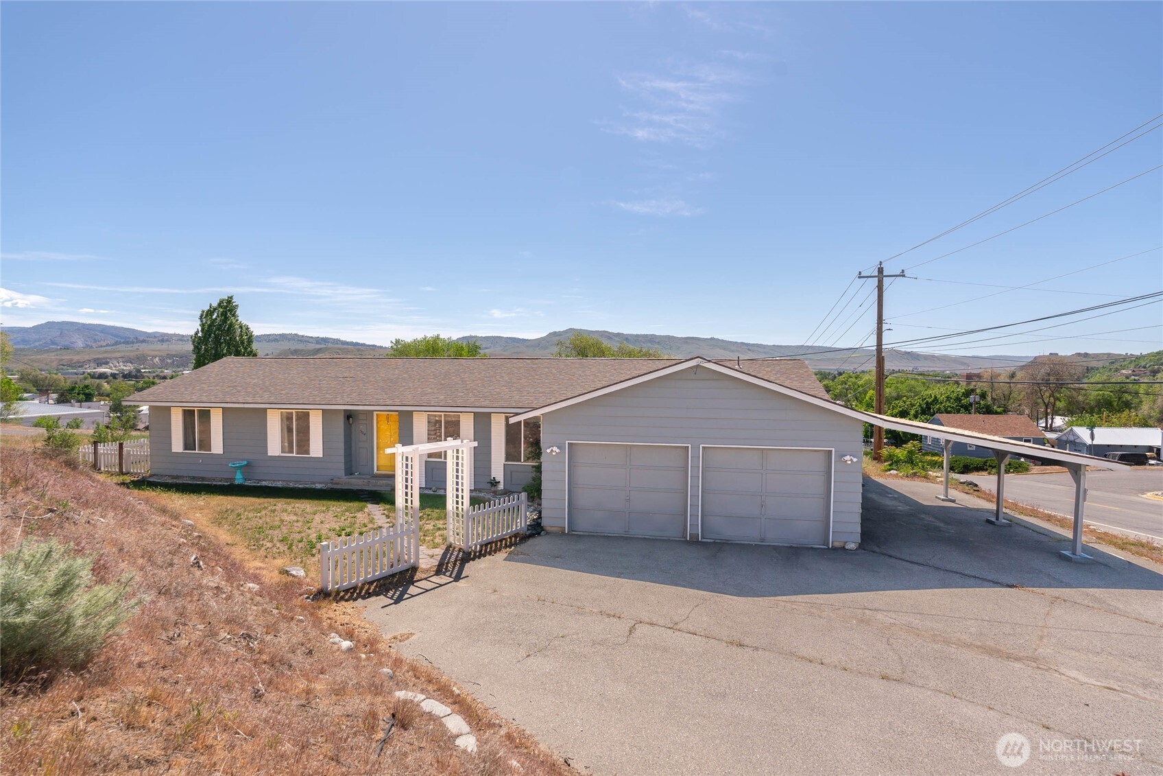 504 Ash Street Omak WA 98841