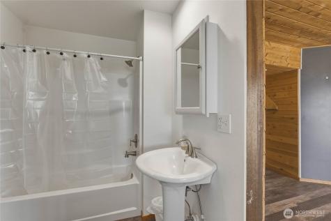 504 Ash Street Omak WA 98841