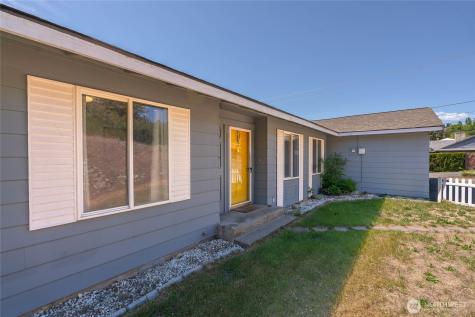 504 Ash Street Omak WA 98841