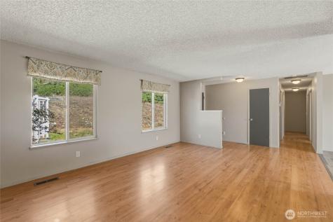 504 Ash Street Omak WA 98841