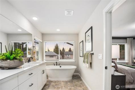 1122 68th Avenue SE Tumwater WA 98501