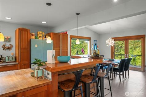532 Whitecap Road Bellingham WA 98229