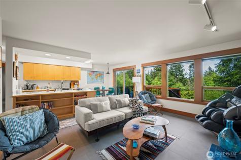 532 Whitecap Road Bellingham WA 98229