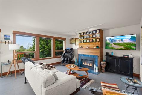 532 Whitecap Road Bellingham WA 98229