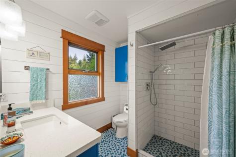 532 Whitecap Road Bellingham WA 98229