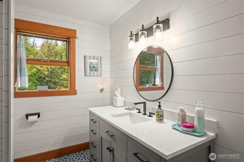 532 Whitecap Road Bellingham WA 98229