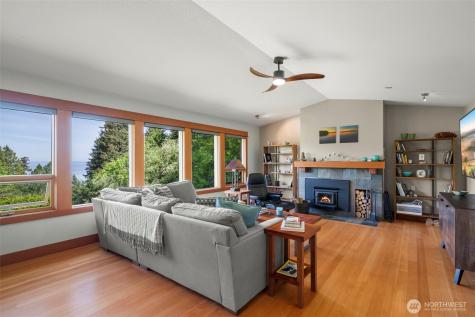532 Whitecap Road Bellingham WA 98229