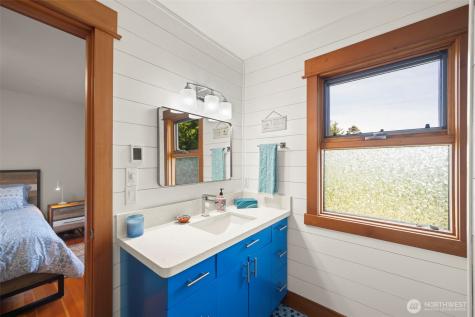532 Whitecap Road Bellingham WA 98229