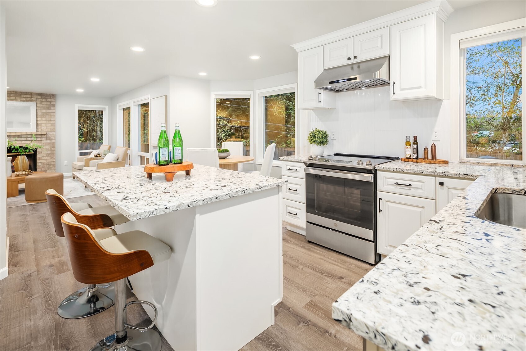 1913 237th Place SE Bothell WA 98021