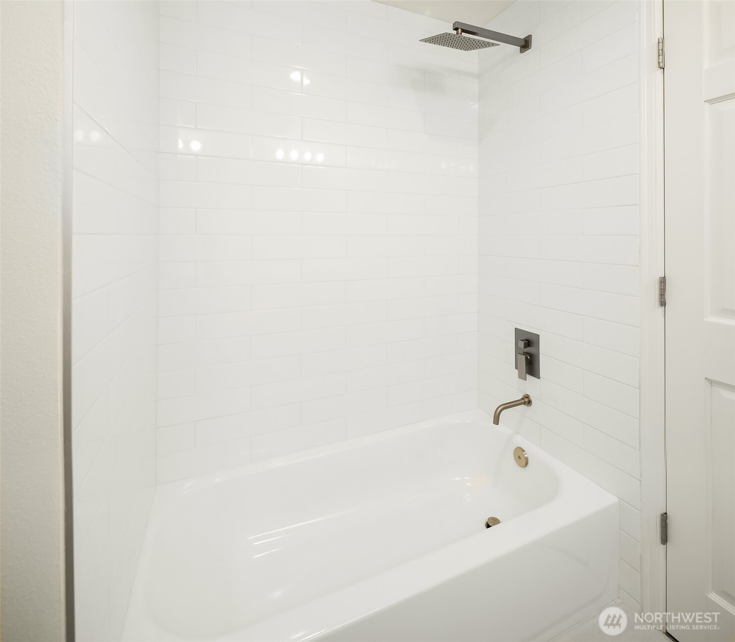 1913 237th Place SE Bothell WA 98021