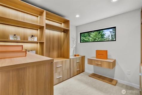 10823 SE 12th Street Bellevue WA 98004