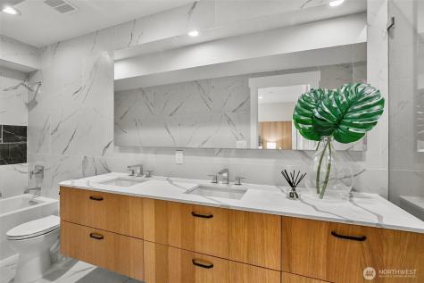 10823 SE 12th Street Bellevue WA 98004