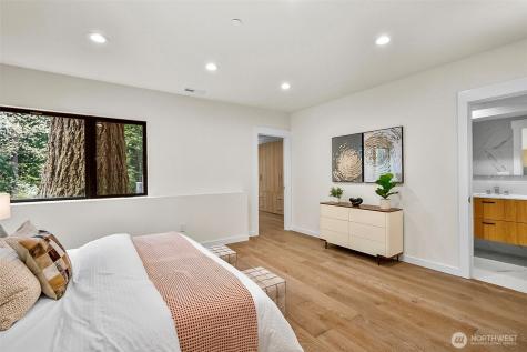 10823 SE 12th Street Bellevue WA 98004