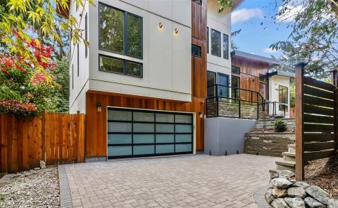 10823 SE 12th Street Bellevue WA 98004