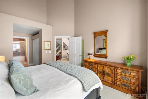 8630 113th Lane NE Kirkland WA 98033