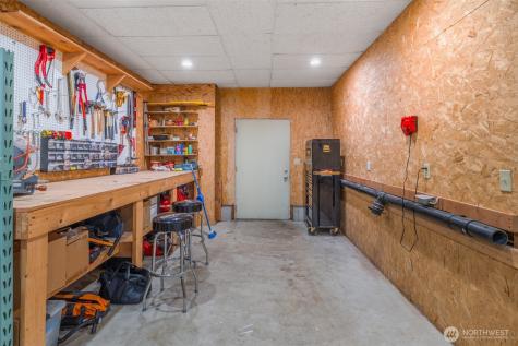 28313 183rd Avenue SE Kent WA 98042