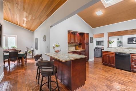 28313 183rd Avenue SE Kent WA 98042