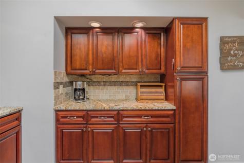 28313 183rd Avenue SE Kent WA 98042