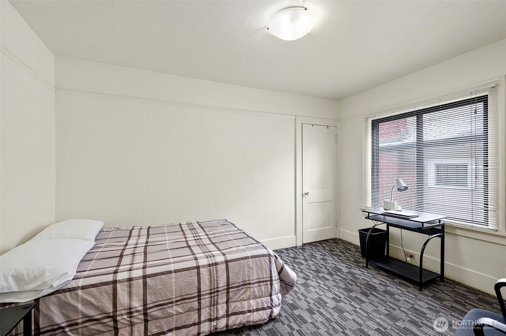 5020 7th Avenue NE Seattle WA 98105