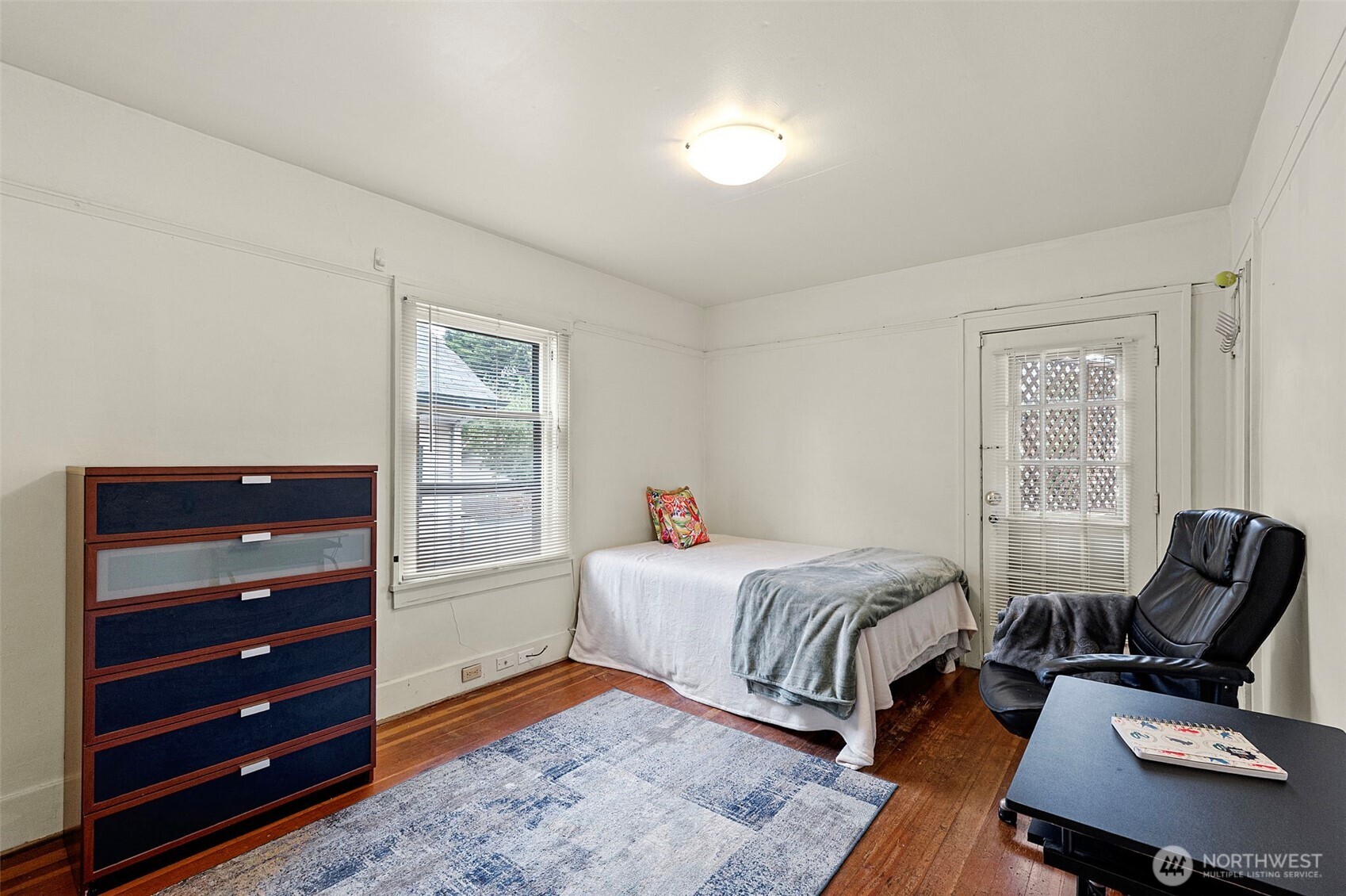5020 7th Avenue NE Seattle WA 98105